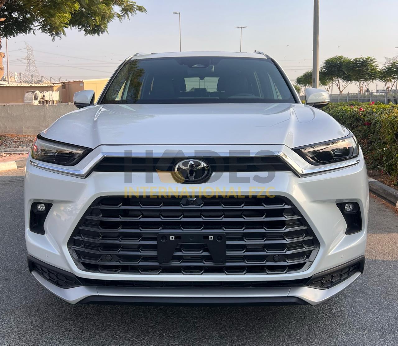 2027 model Toyota Grand Highlander PLATINUM MAXX HYBRID -2.4L Turbo