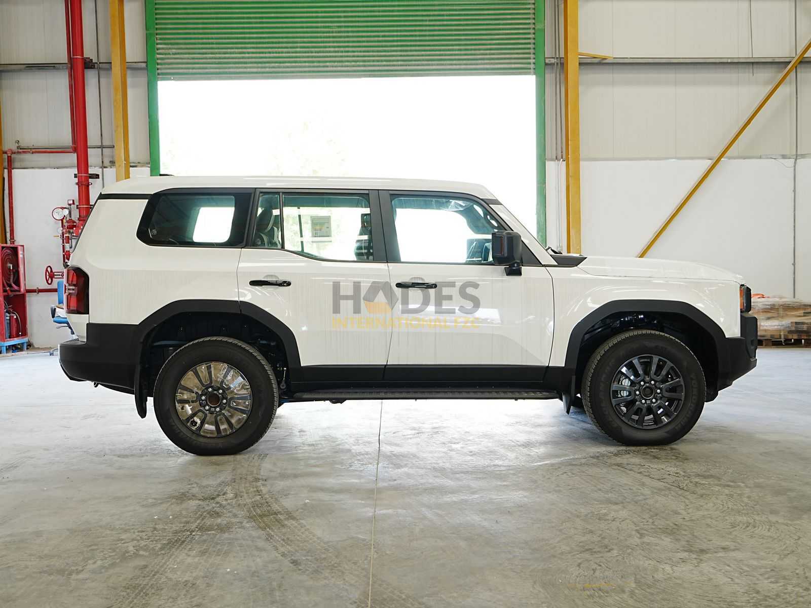 2026 Toyota Land Cruiser Prado 2.4L PETROL