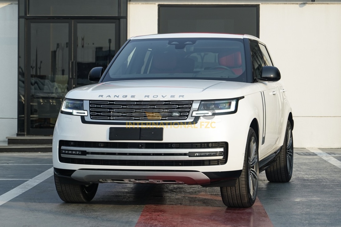 2026 Range Rover Autobiography P530 4.0L V8 White-Pimento