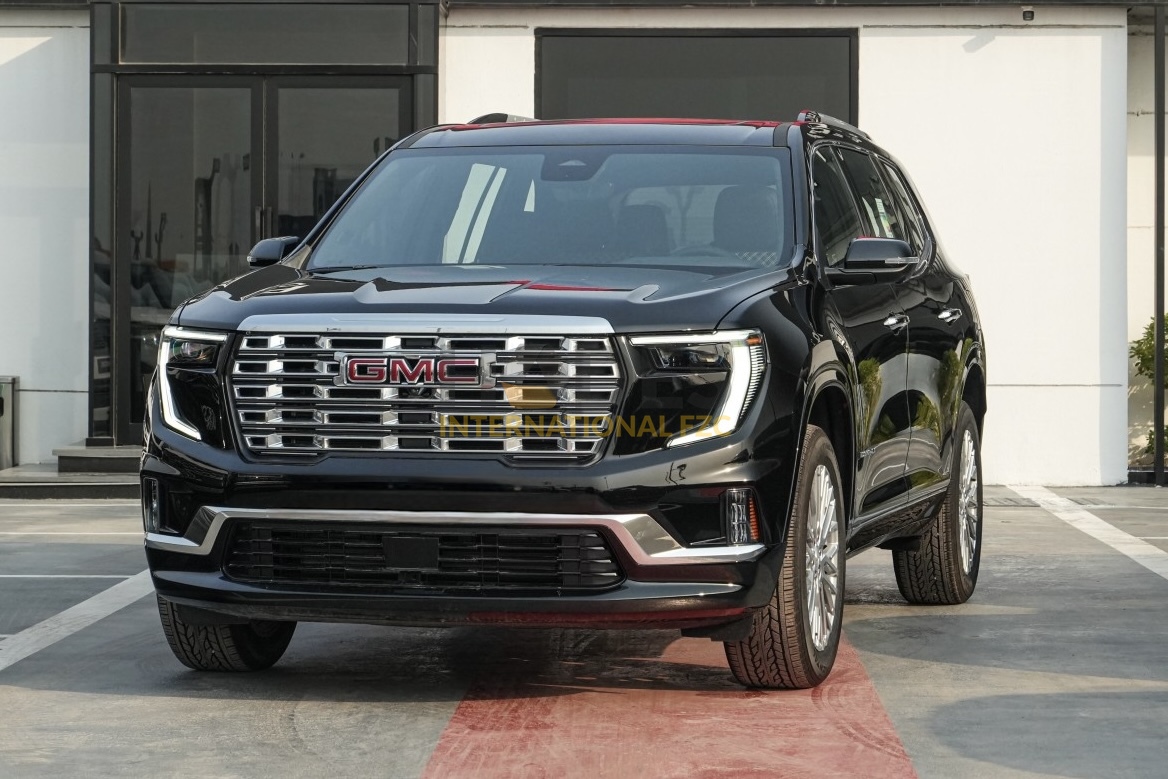 2026 GMC Acadia Denali 2,5L Turbo 4WD