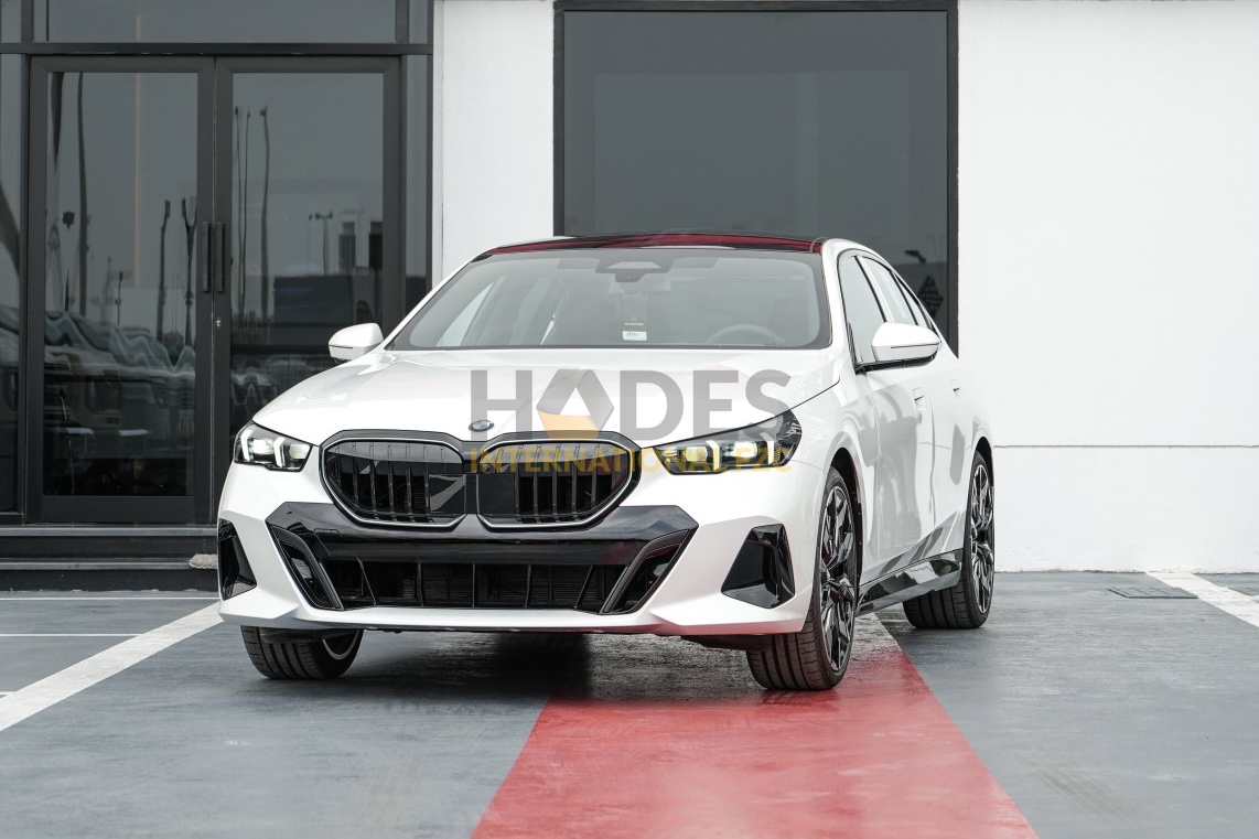 2026 BMW 5-Series 530i Luxury 
